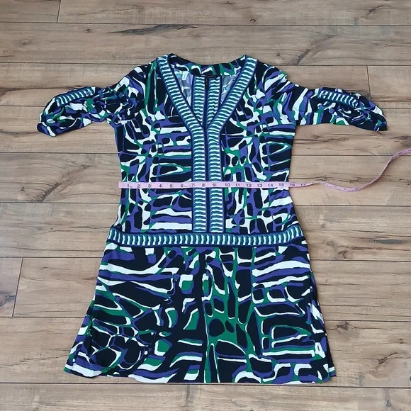 Women's Vibrant Geometric Print V-Neck Dress By BCBGMAXAZRIA. Size S - Picture 6 of 17